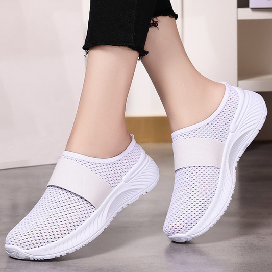 💐 Women's Anti-Slip Slip-On Shoes – Grip on Any Surface 🌧️👣